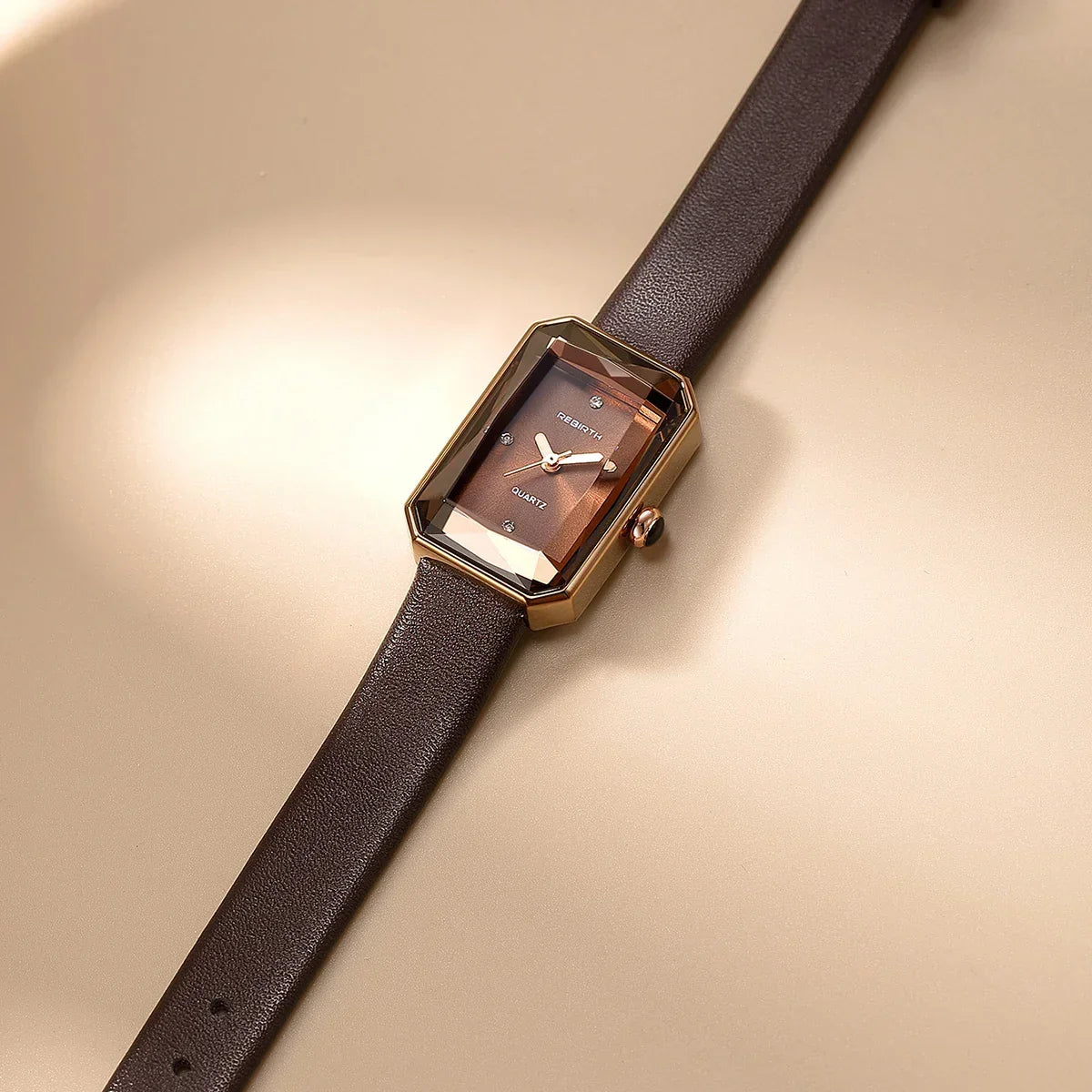 Elegant Versatile Quartz Watch
